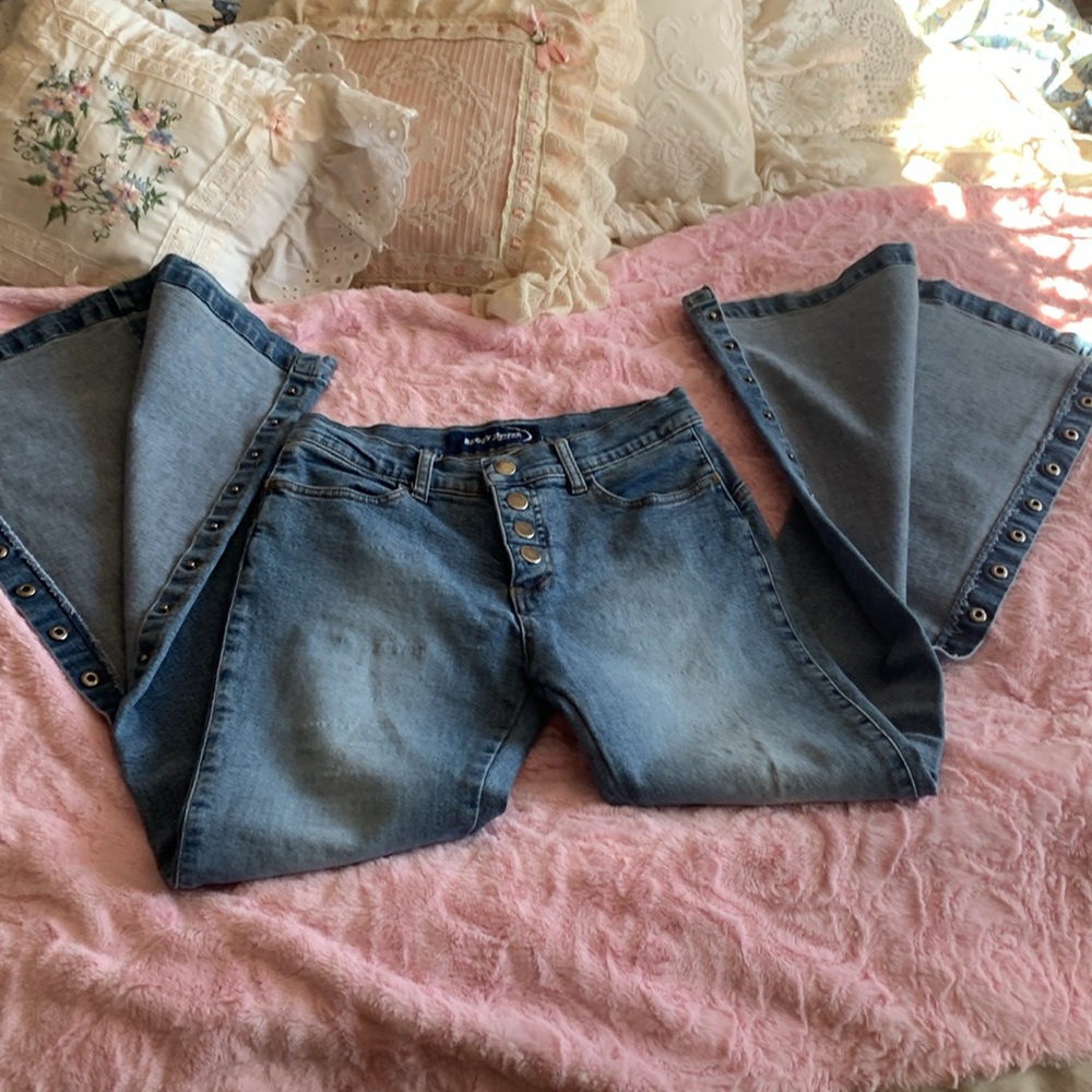 Vtg 90s Brody snap fastened bell bottoms smooth back stretch denim jeans S
